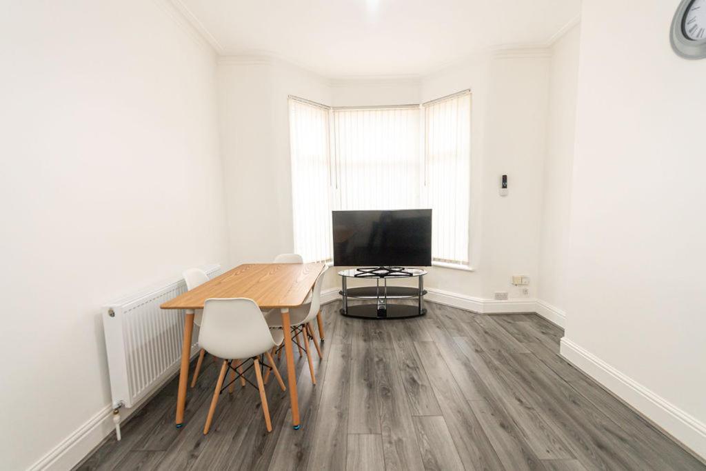 Room In Anfield Λίβερπουλ Εξωτερικό φωτογραφία