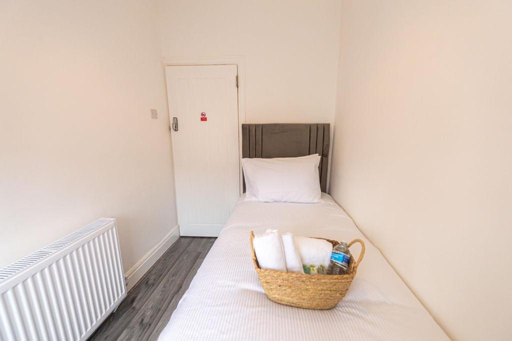 Room In Anfield Λίβερπουλ Εξωτερικό φωτογραφία